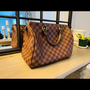 Louis Vuitton Speedy 30